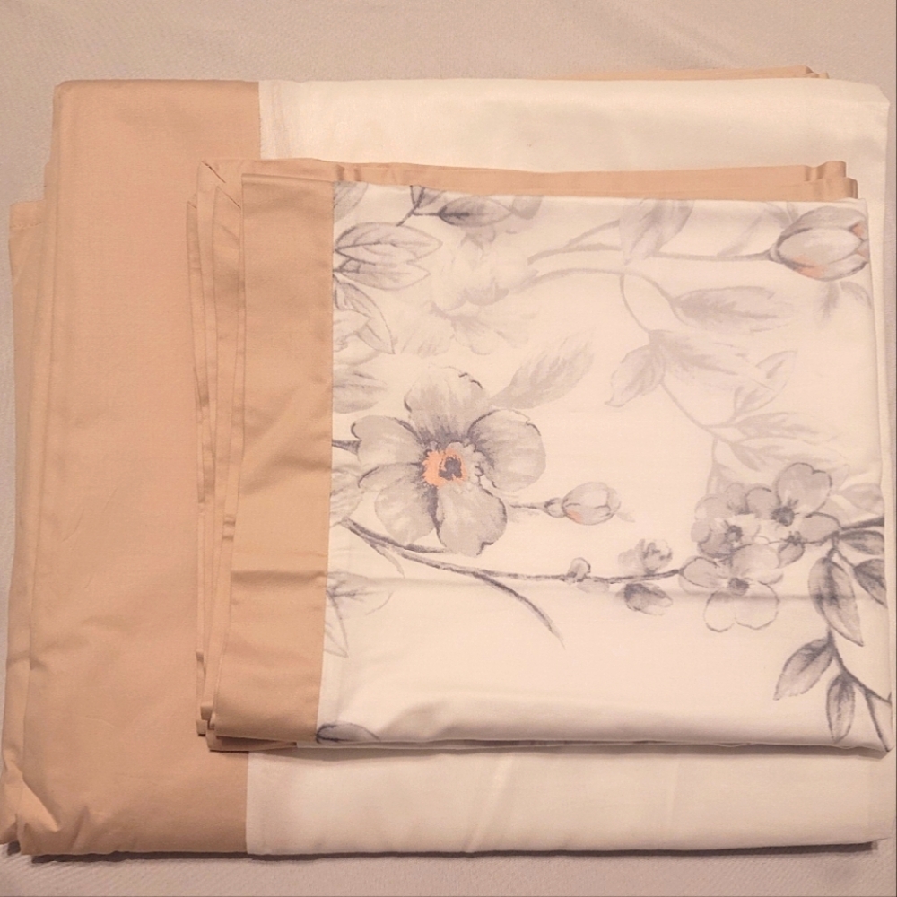 Charisma Floral 1 Bedskirt 2 Shams - Cream and Gray, King Size